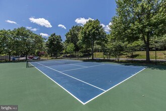 2004 Quay Village Ct in Annapolis, MD - Building Photo - Building Photo