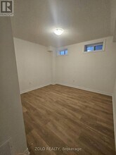 100 W Oak Trl in Barrie, ON - Building Photo - Building Photo