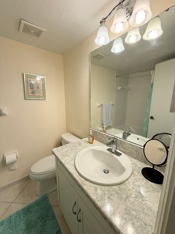 9300 Clubside Cir, Unit 1206 in Sarasota, FL - Foto de edificio - Building Photo