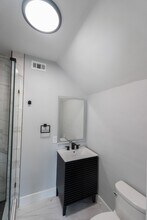 8134 Niles St in Houston, TX - Building Photo - Building Photo