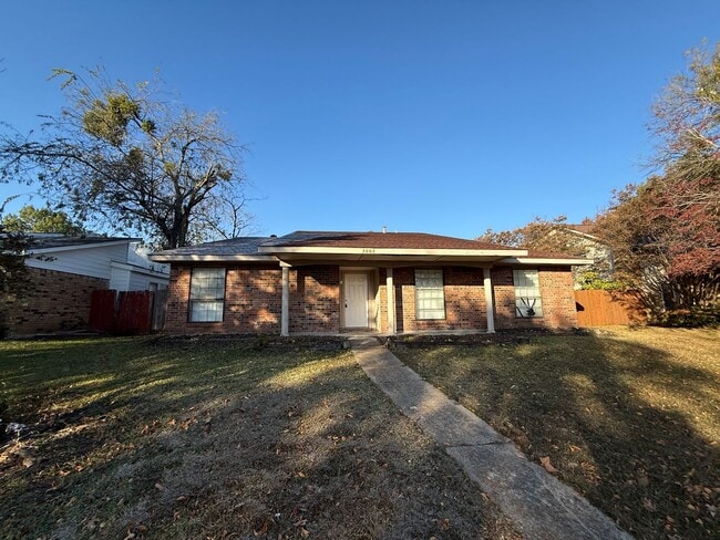 property at 5005 Galaxie Rd