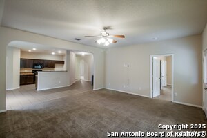 8611 Spotted Owl in Converse, TX - Building Photo - Building Photo