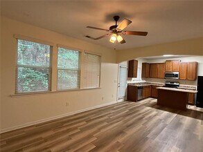 493 Lobdale Falls Dr in Lawrenceville, GA - Building Photo - Building Photo