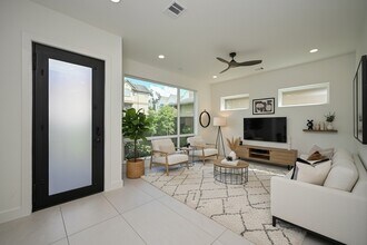 4705 Gibson St in Houston, TX - Building Photo - Building Photo