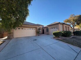 2295 Tedesca Dr in Henderson, NV - Building Photo