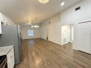 8315 E Rosko Ct in Floral City, FL - Building Photo - Building Photo