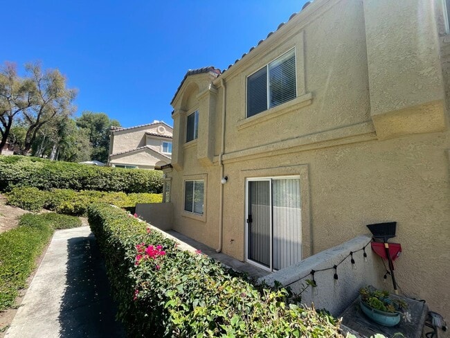 21132 Jasmines Way in Lake Forest, CA - Building Photo - Building Photo