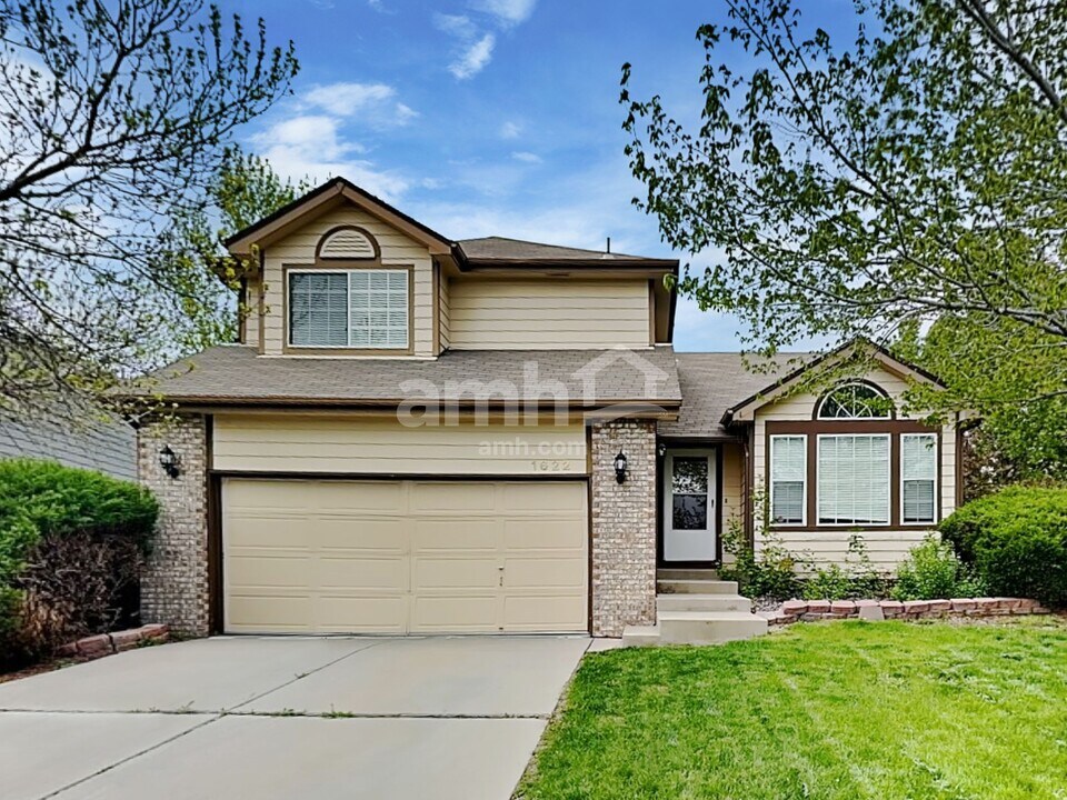 1622 S Pagosa Ct in Aurora, CO - Building Photo