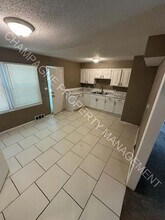 11305 Corrington Ave in Kansas City, MO - Building Photo - Building Photo