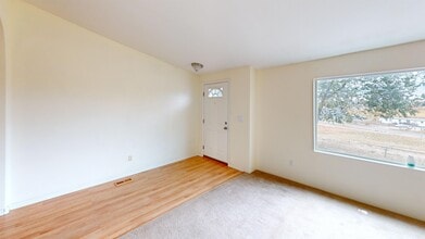 360 Trescartes Ave in Spring Creek, NV - Building Photo - Building Photo