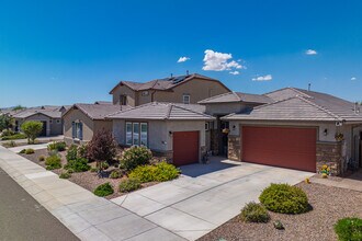 Legends at Rancho Cabrillo in Peoria, AZ - Building Photo - Building Photo