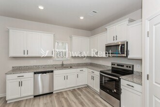 646 Mackenzie Cv in Villa Rica, GA - Building Photo - Building Photo