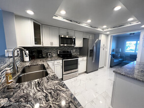 5803 N Banana River Blvd in Cape Canaveral, FL - Building Photo - Building Photo