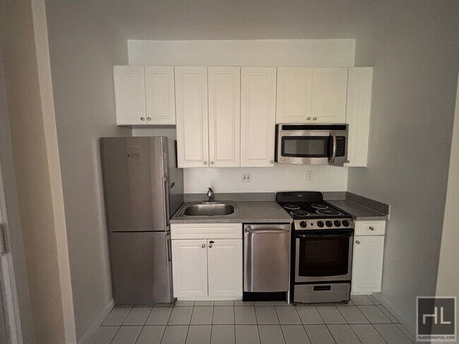 53 W 72nd St in New York, NY - Foto de edificio - Building Photo