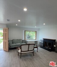 30872 Janlor Dr in Westlake Village, CA - Building Photo - Building Photo