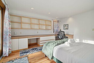 5408 Sunset Ave in Anacortes, WA - Building Photo - Building Photo