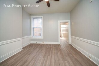 2363 W Clifton Ave in Cincinnati, OH - Building Photo - Building Photo