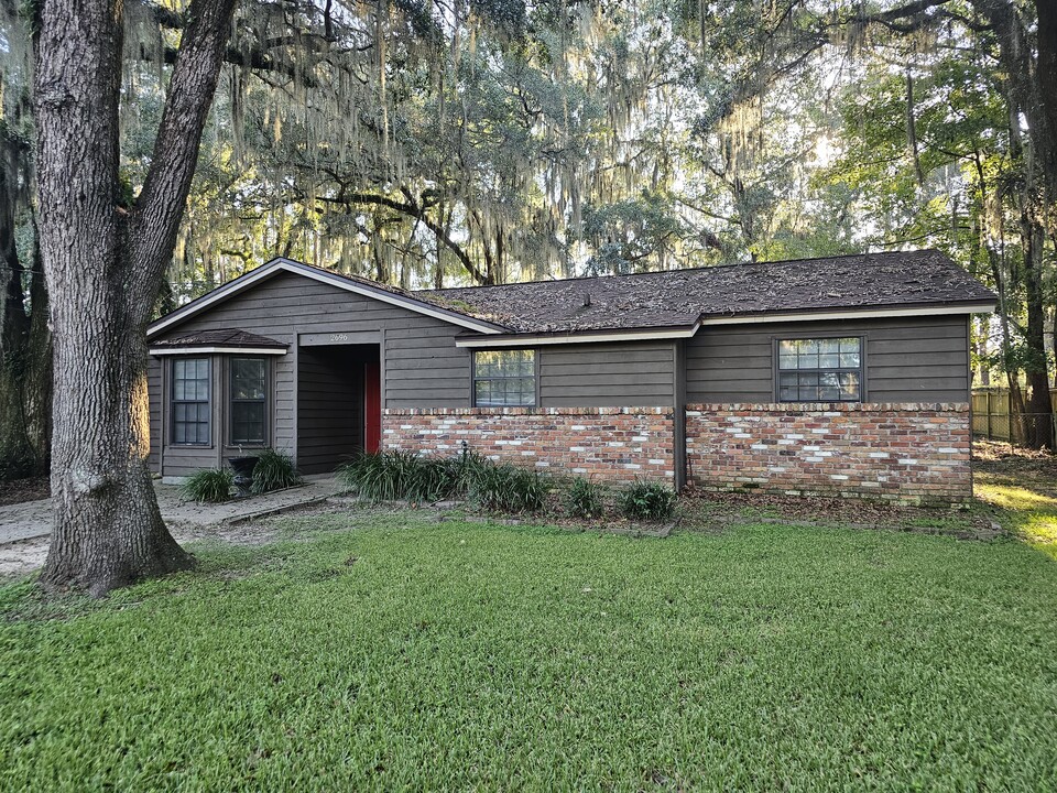 2696 Faringdon Dr in Tallahassee, FL - Building Photo