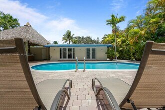 12730 Ixora Rd in North Miami, FL - Building Photo - Building Photo
