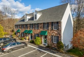 Indian Rock Townhouse Condominiums in Hudson, MA - Building Photo - Building Photo