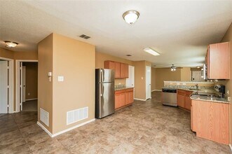 6709 Waterhill Ln in Fort Worth, TX - Building Photo - Building Photo