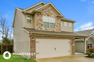 2001 Drummond Dr in Lexington, KY - Foto de edificio - Building Photo