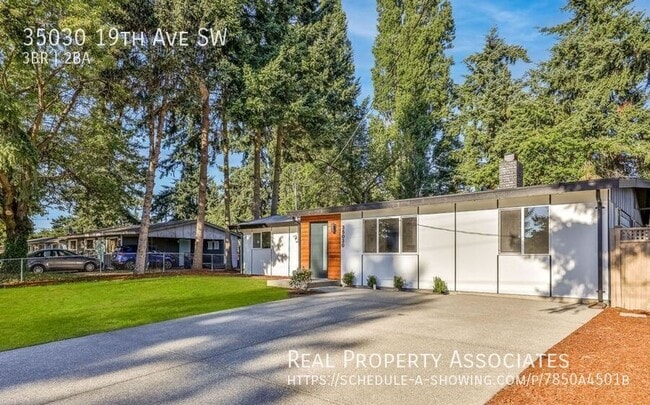 property at 35030 19th Ave SW