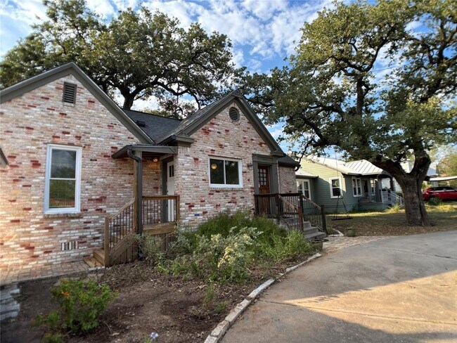 5808 Coventry Ln in Austin, TX - Building Photo - Building Photo