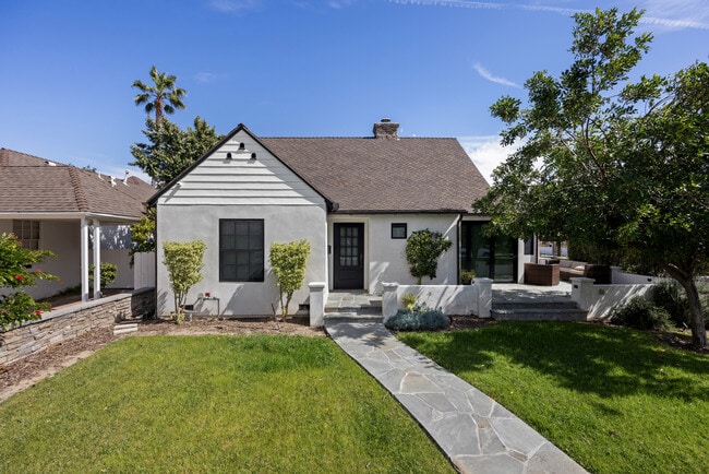 property at 4316 N Clybourn Ave