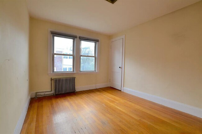 113 Lanark Rd, Unit 1 in Boston, MA - Building Photo - Building Photo