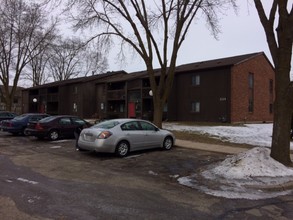 Portage Square Apartments in Portage, WI - Building Photo - Other