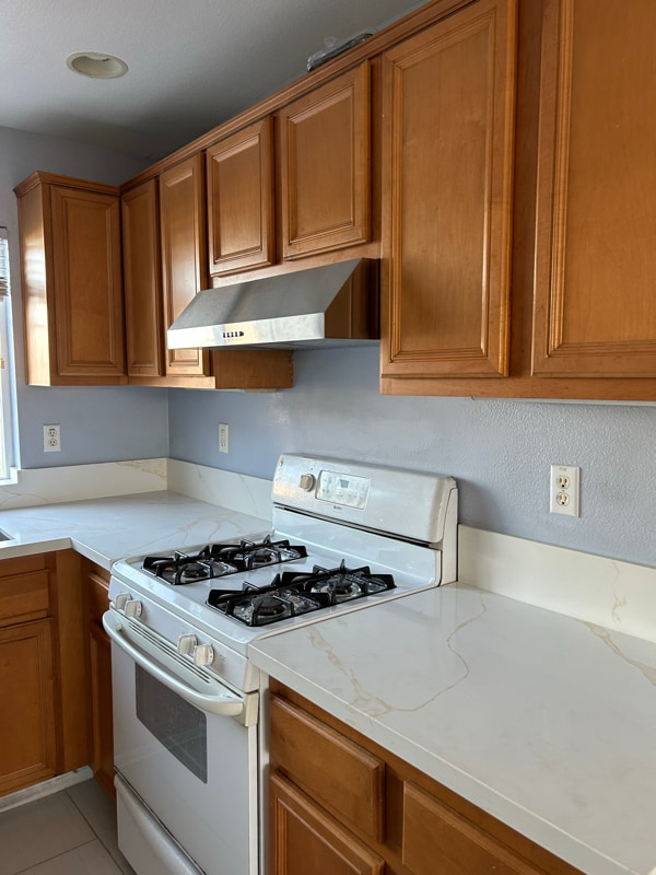 2193 N Nestor Ave in Compton, CA - Foto de edificio - Building Photo