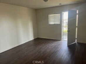 36947 Melrose Dr, Unit 3 in Cathedral City, CA - Building Photo - Building Photo