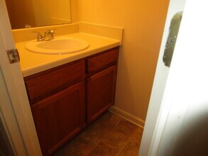 655 Archdale Dr in Sumter, SC - Building Photo - Building Photo