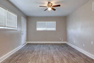 Soaring Eagle Apartments in Killeen, TX - Building Photo - Interior Photo