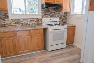 8204 Old Harford Rd in Parkville, MD - Building Photo - Building Photo