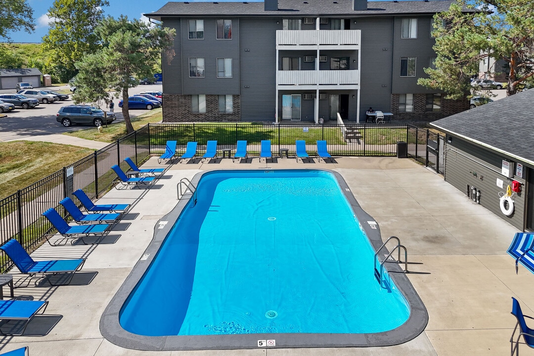 Westwood Apartments in West Des Moines, IA - Foto de edificio