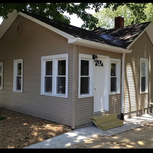 1212 Fargo Ave in Dixon, IL - Building Photo - Building Photo