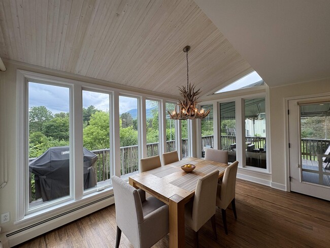property at 111 Kestrel Ct