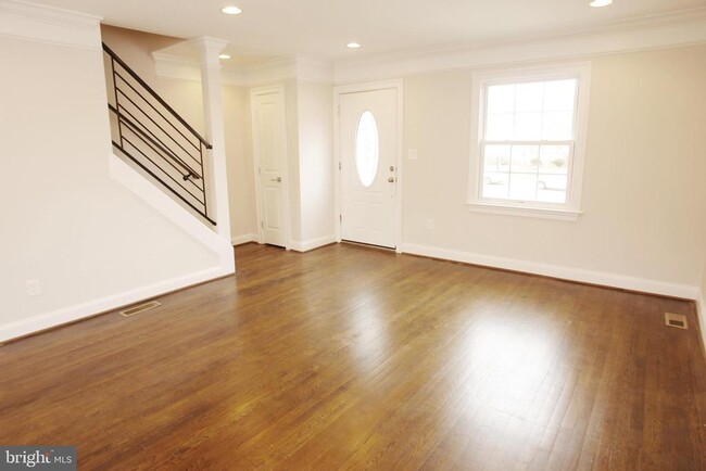 property at 12307 Chesterton Dr