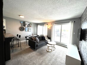 809 4 St NE in Calgary, AB - Building Photo - Building Photo