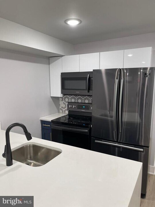 3936 Haverford Ave in Philadelphia, PA - Building Photo