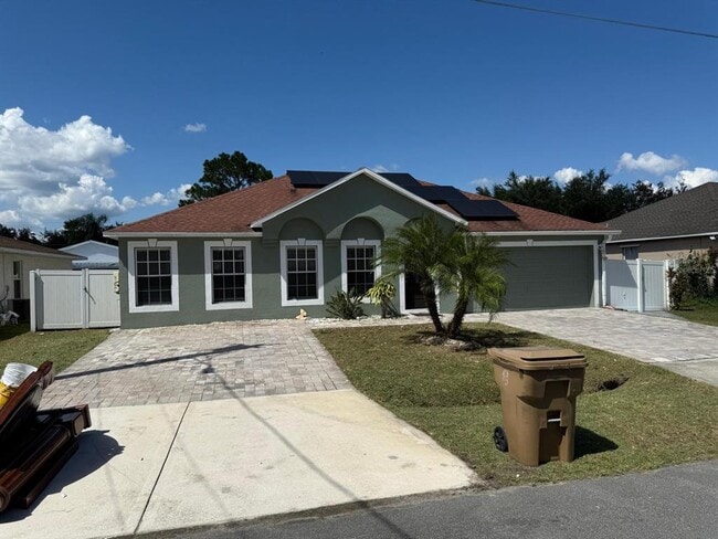 property at 1109 Lavaur Ct
