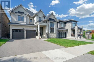 24 Forest Edge Crescent in East Gwillimbury, ON - Building Photo - Building Photo