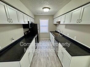 3624 Brush Creek Dr in Lawrence, KS - Building Photo - Building Photo