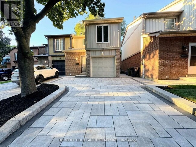 16 Snapdragon Dr in Toronto, ON - Building Photo - Building Photo