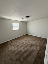 1210 W Bishop Dr in Rogers, AR - Building Photo - Building Photo