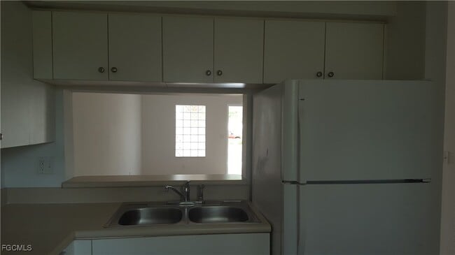 property at 8555 Bernwood Cove Loop