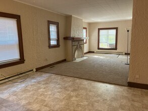 1824 Elsmere Ave, Unit #2 in Dayton, OH - Building Photo - Building Photo