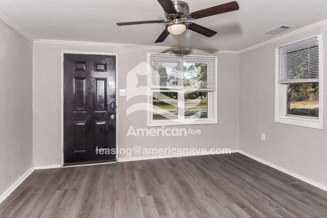 305 Virginia Ave in New Ellenton, SC - Foto de edificio - Building Photo